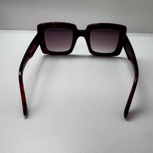 Tortoise Shell Square Sunglasses - Picture 6 of 8